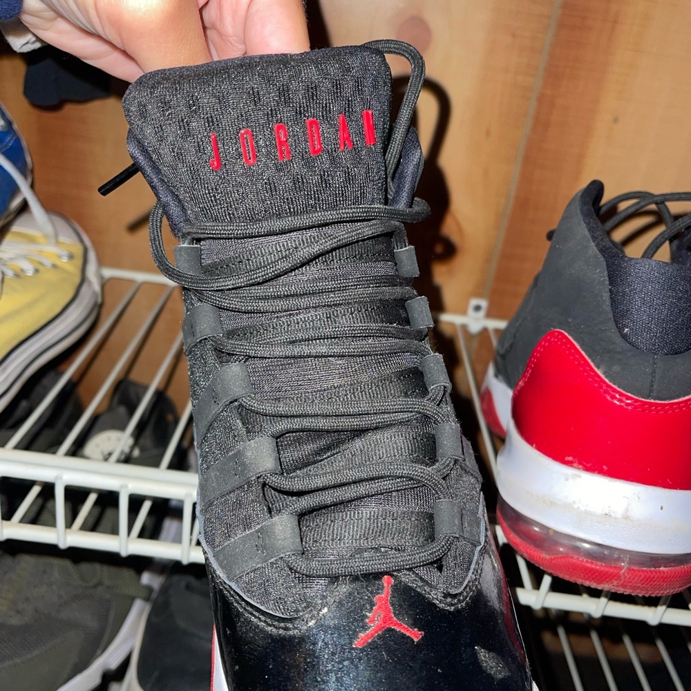 Jordan’s - Picture 4 of 5